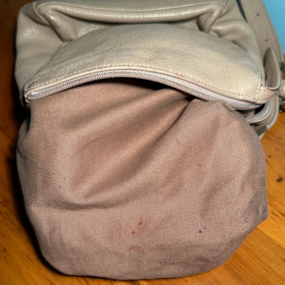 Liz Claiborne Bone Leather Bag - Picture 14 of 16